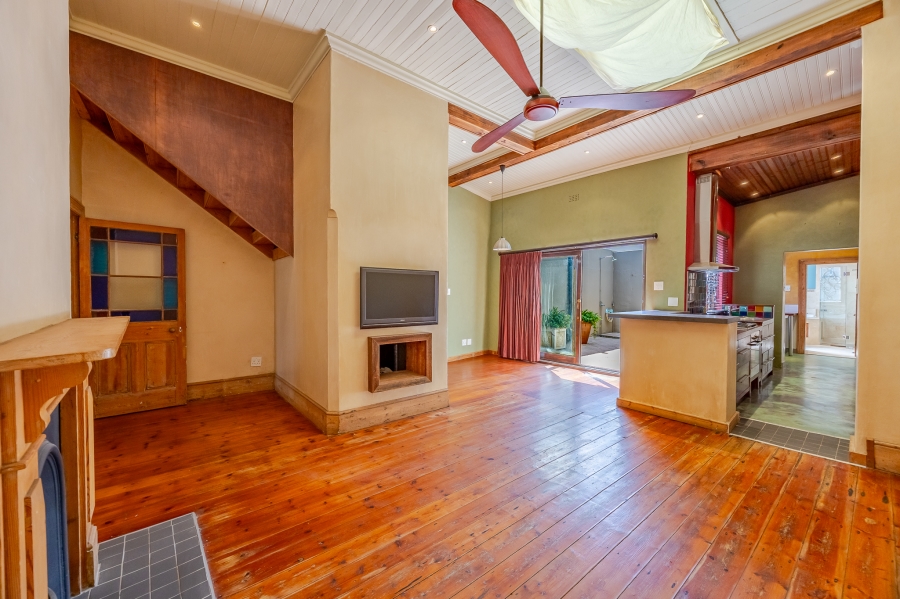 4 Bedroom Property for Sale in Woodstock Western Cape